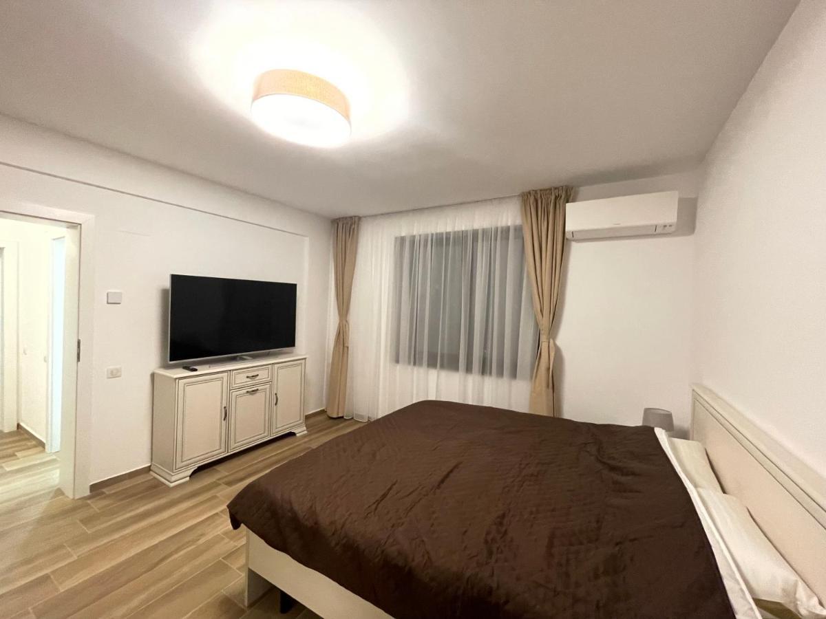 Iarca Aparthotel *