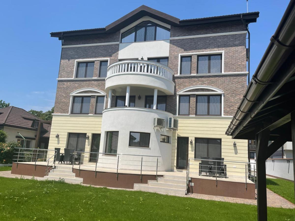 Iarca Aparthotel *